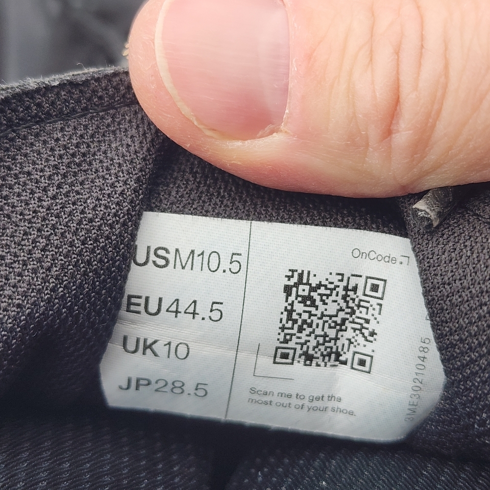 On Running MENS CLOUDNOVA -BLACK/ECLIPSE Men Sz 1… - image 14